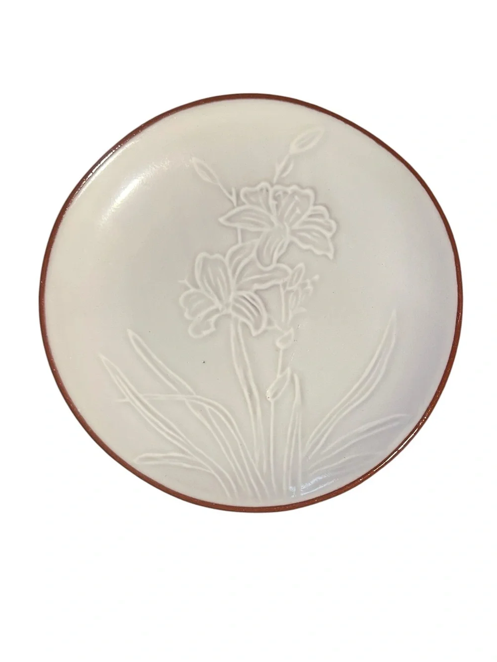 Pier 1 Terracotta Set of 4 White Embossed Floral 6” Salad/Dessert Plates